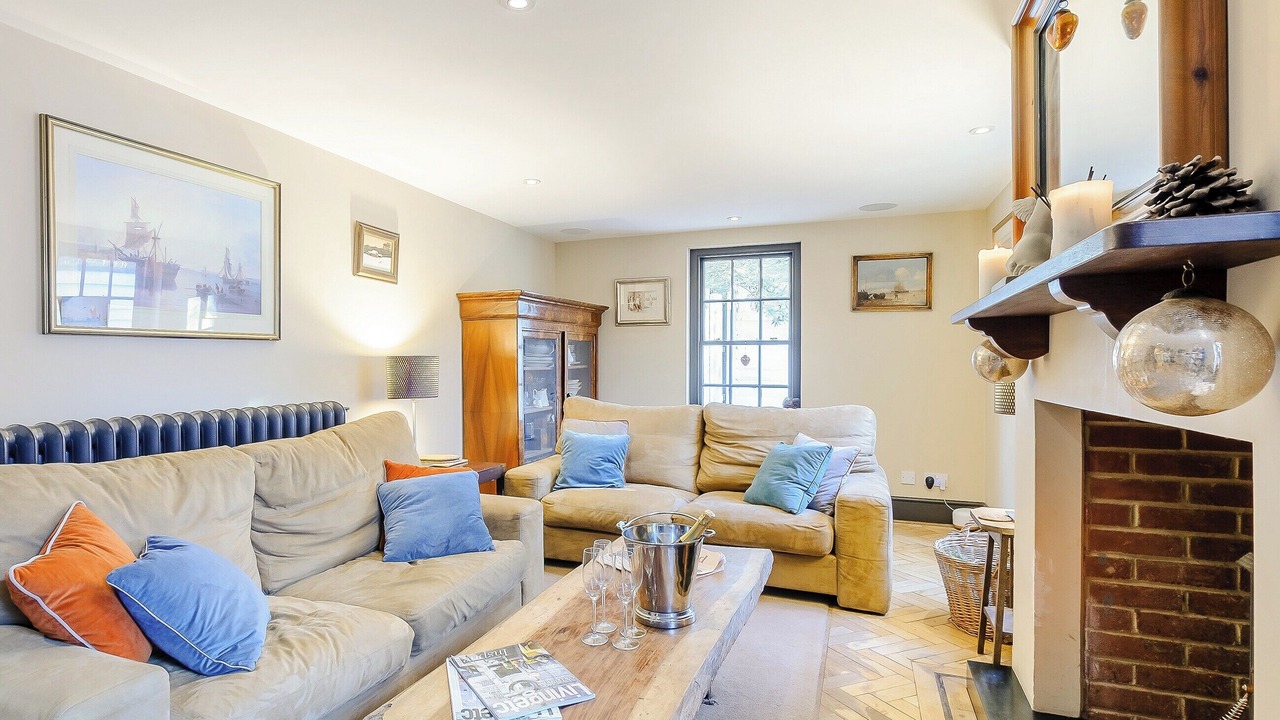 Photo of Bedroom in Faversham