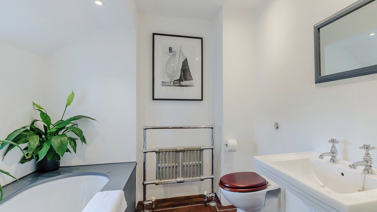 Photo of Bathroom in Faversham