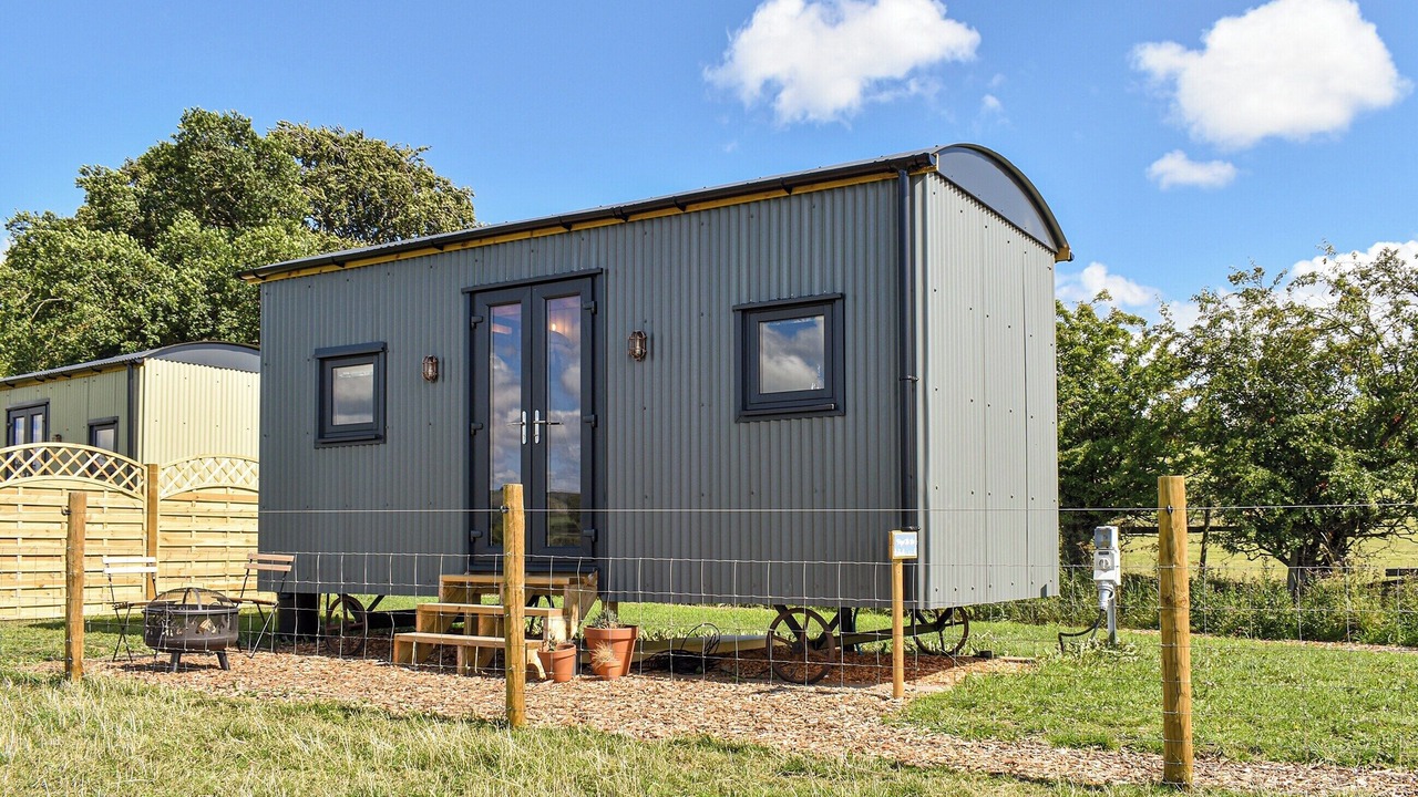 Photo of Others in Bradbourne