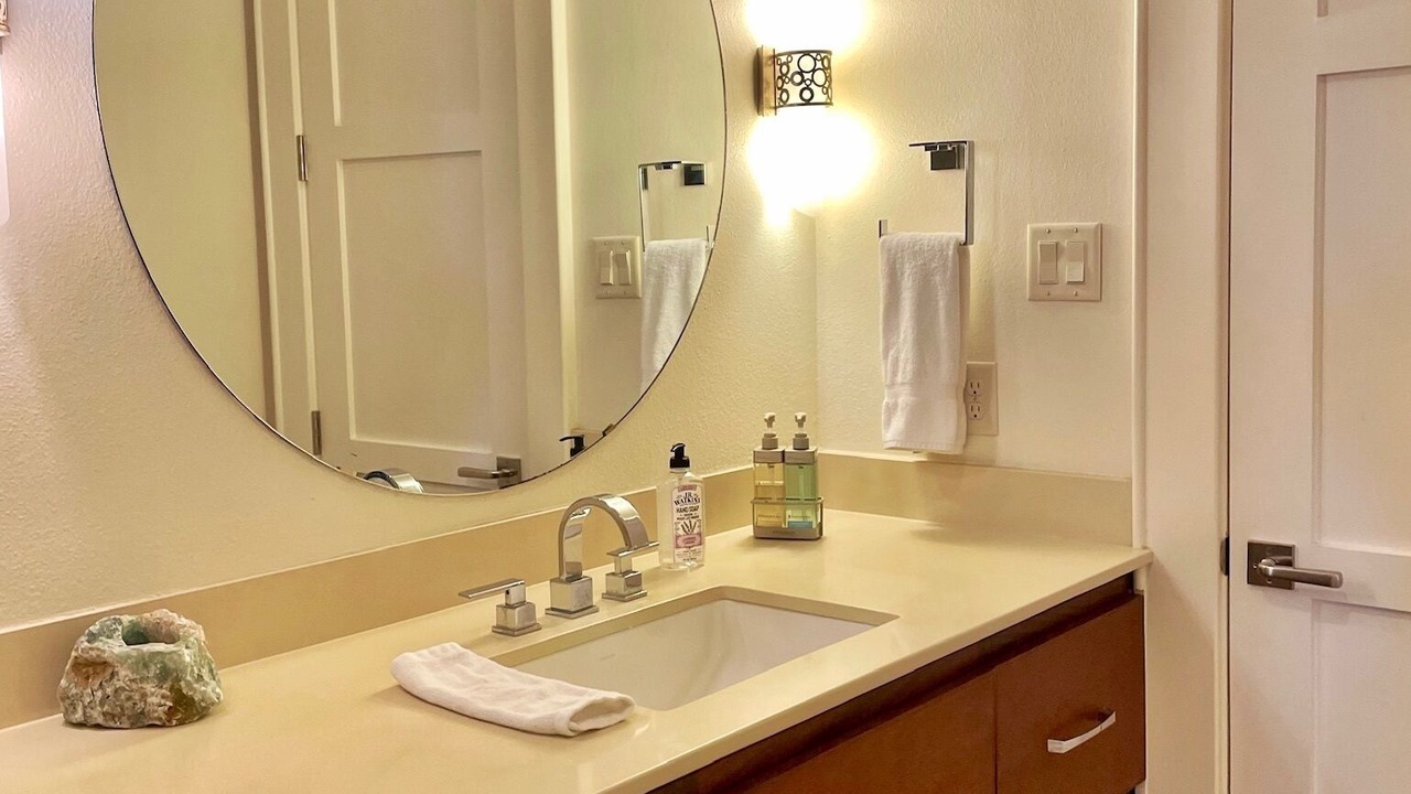 Photo of Bathroom in Oakwood