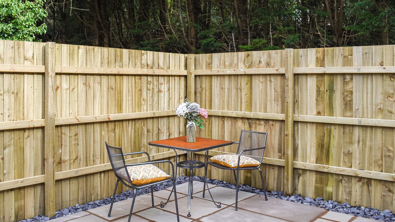 Photo of Others in Lixwm