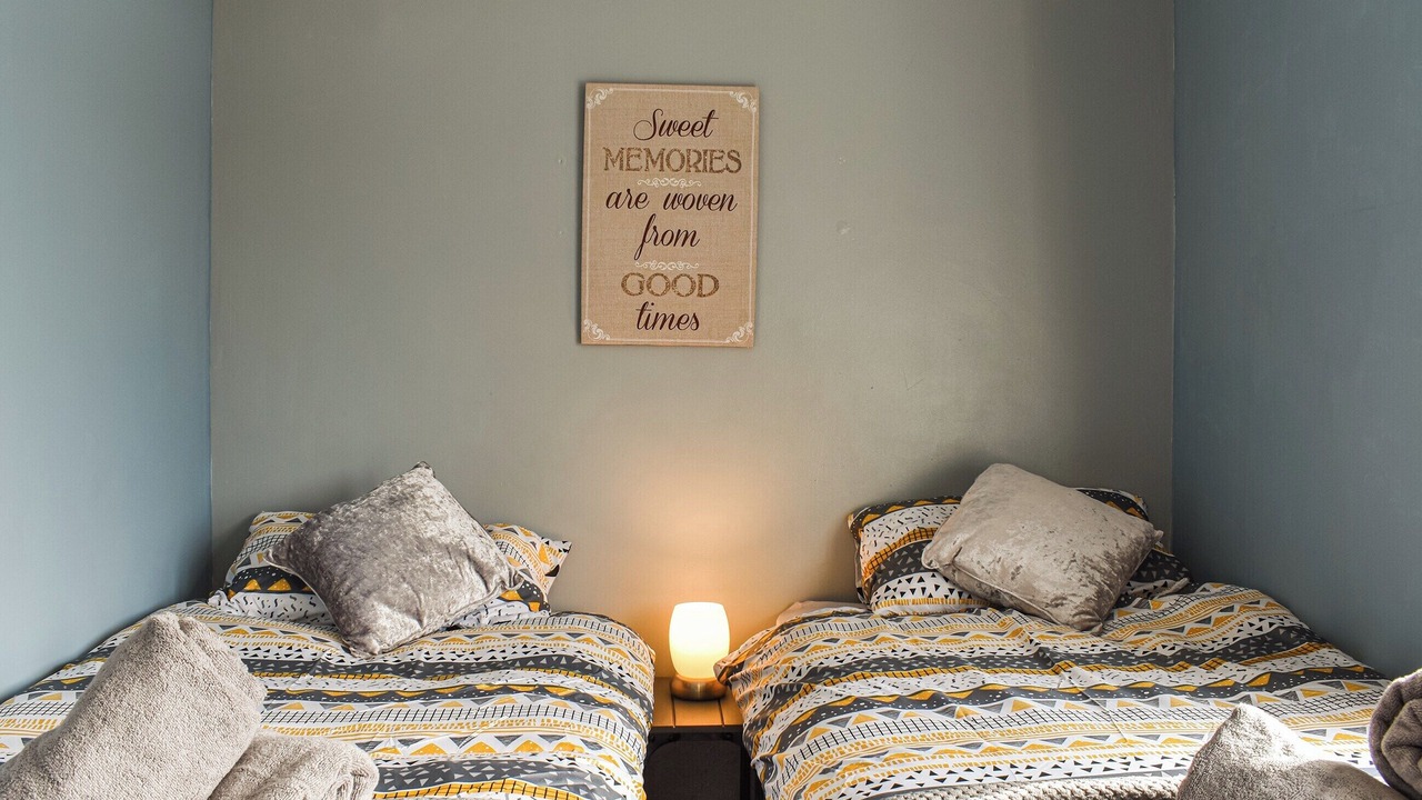 Photo of Others in Lixwm