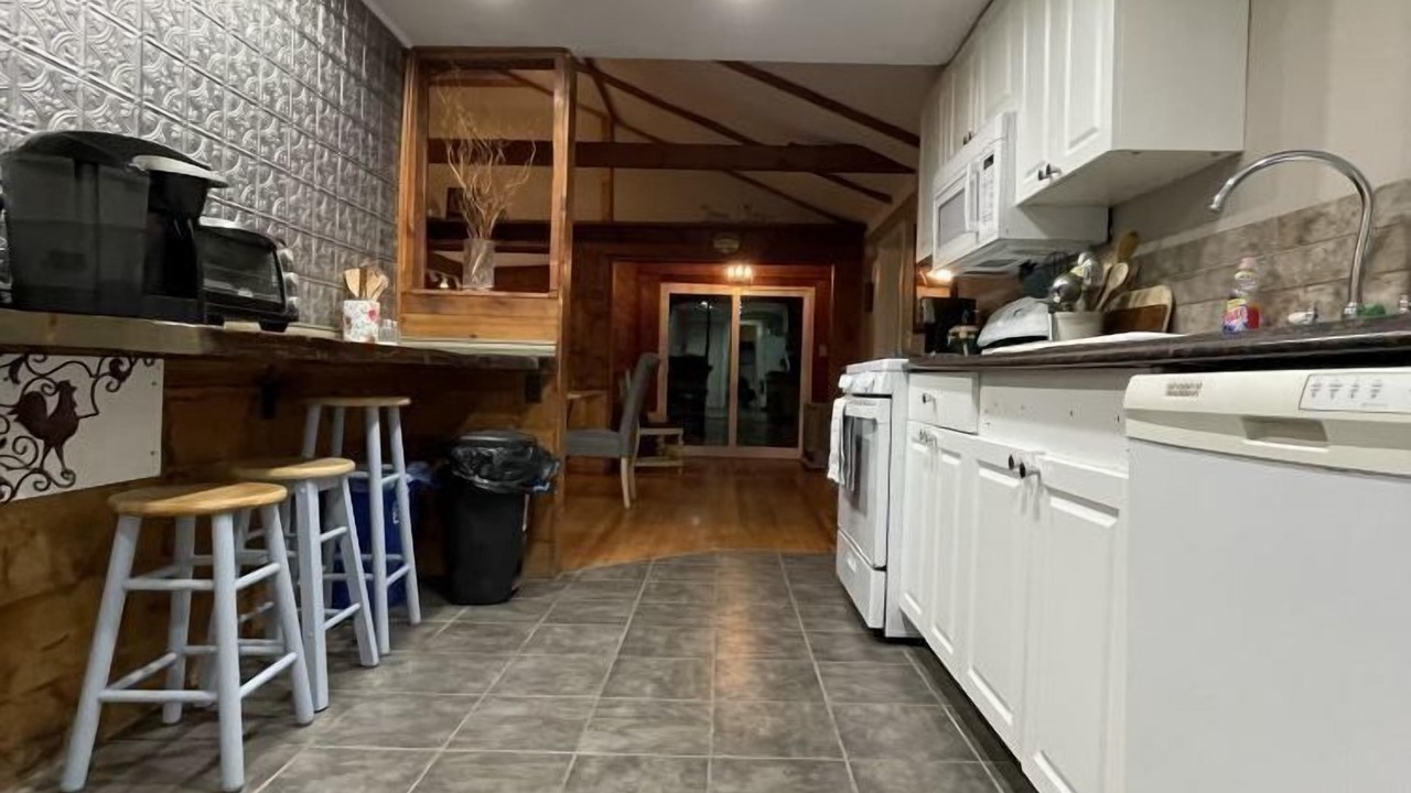 Photo of Others in Goshen