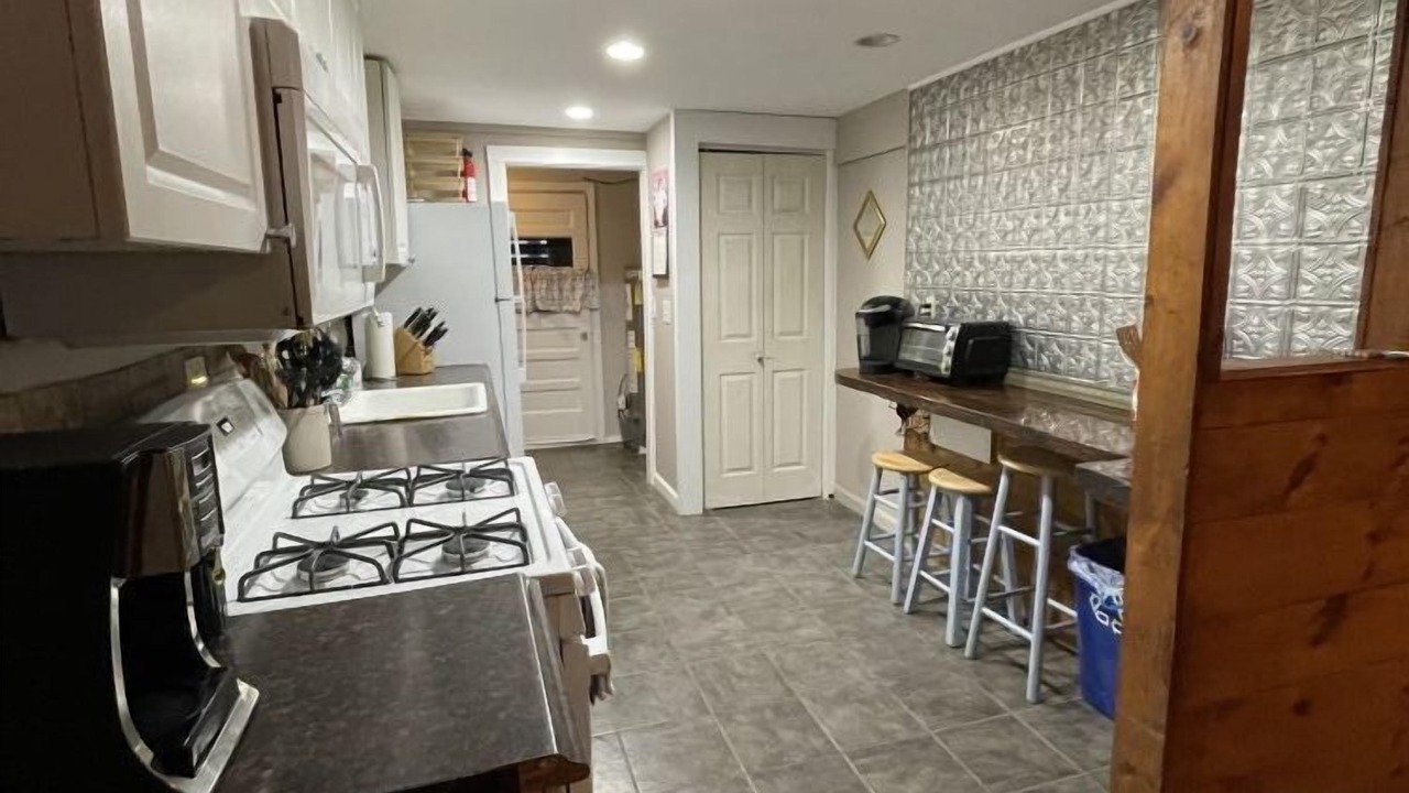 Photo of Others in Goshen