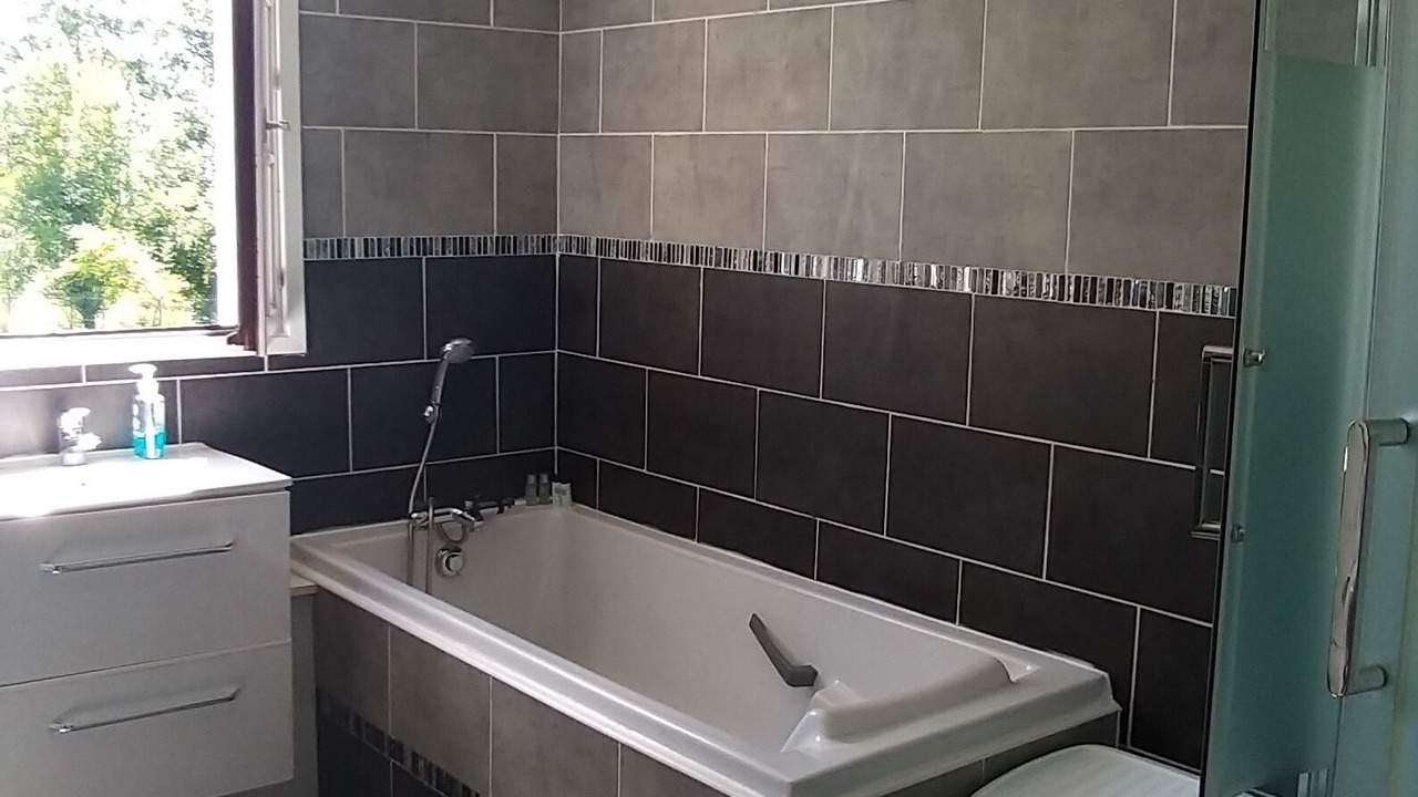 Photo of Bathroom in Saint-Denis-du-Payre