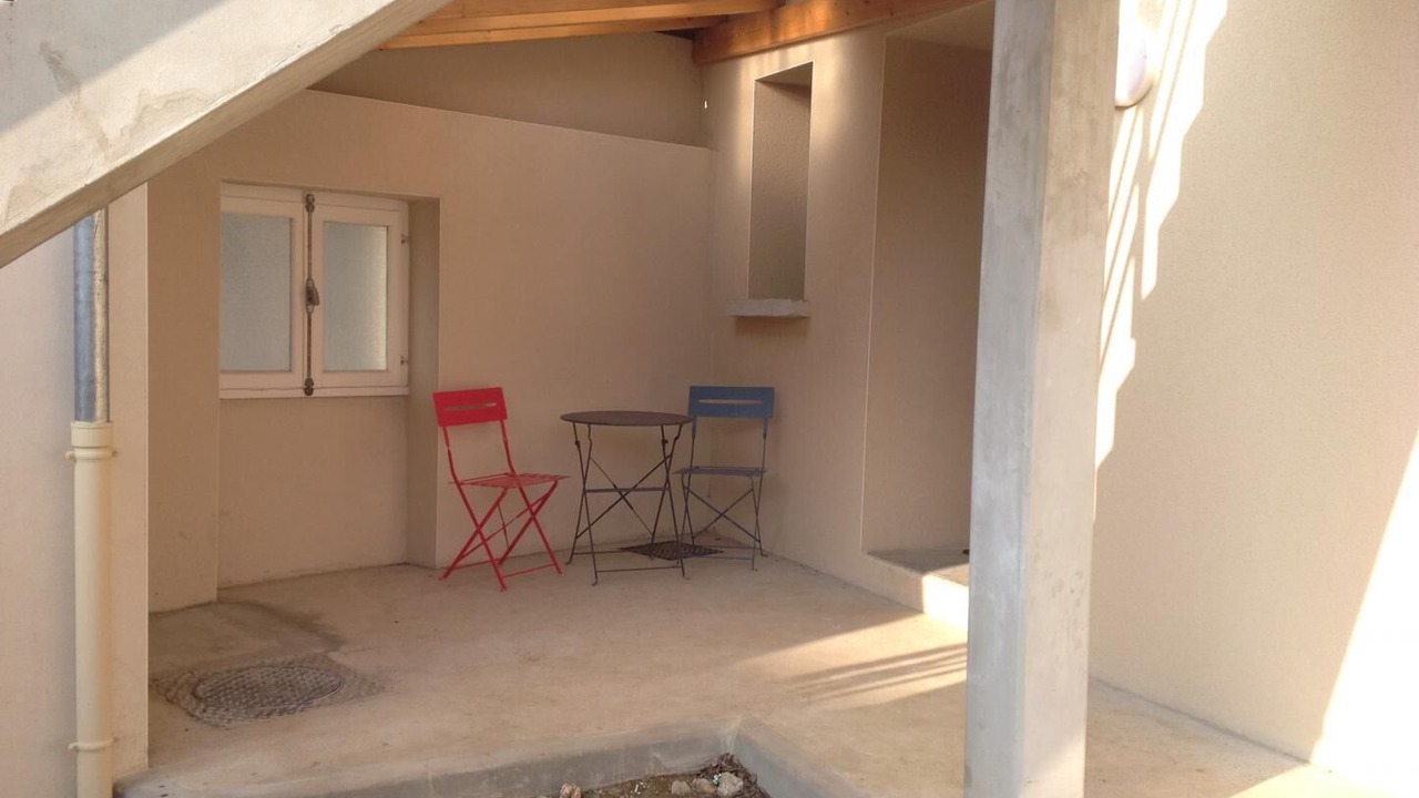 Photo of Patio Balcony in Toussieu