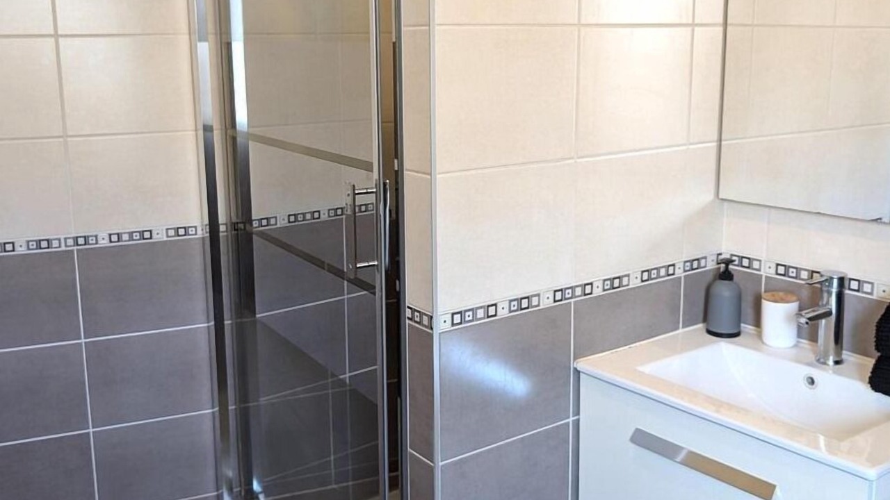 Photo of Bathroom in Toussieu