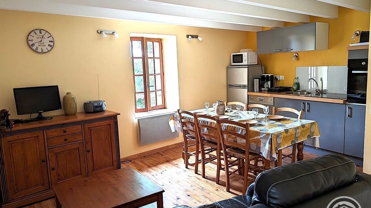 Photo of Others in Ronno