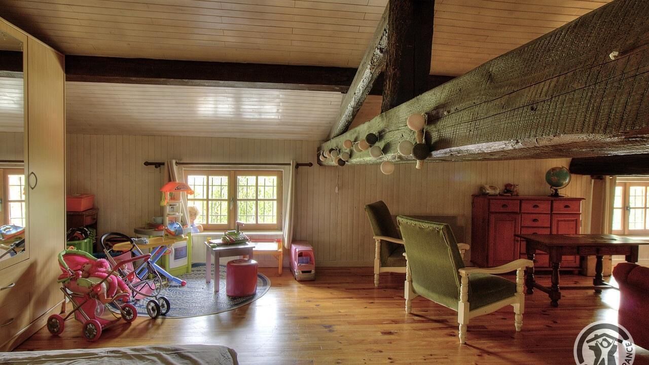 Photo of Others in Ronno