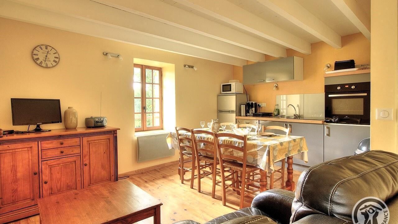 Photo of Others in Ronno