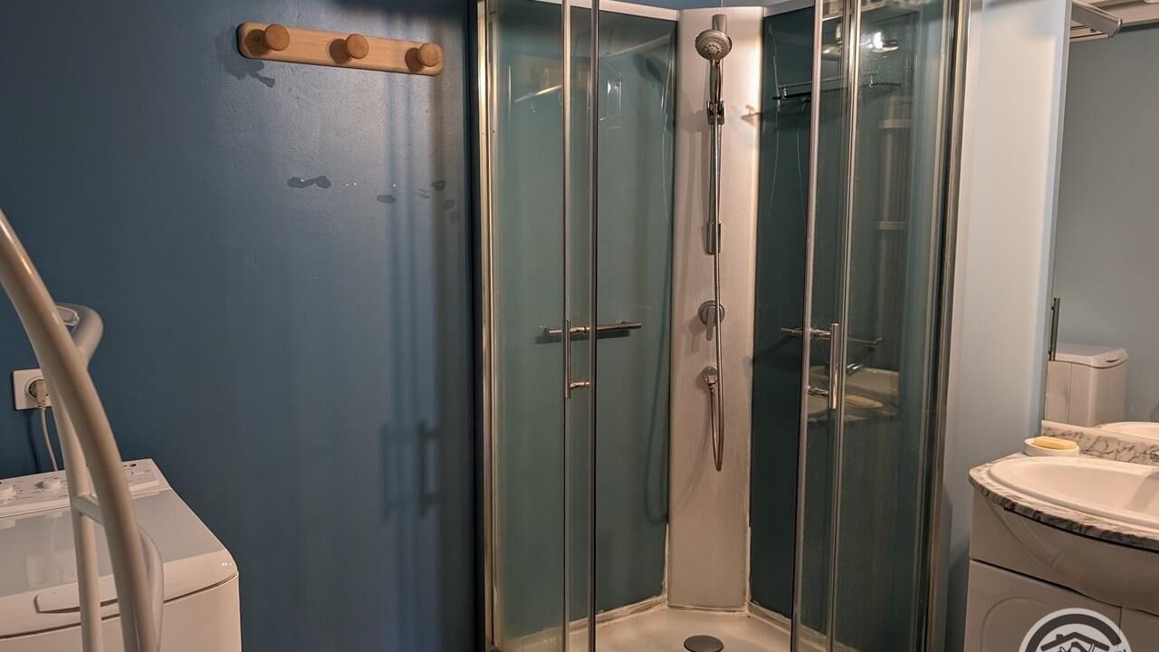 Photo of Bathroom in Ronno