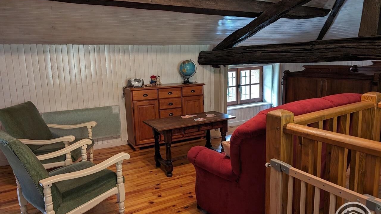 Photo of Others in Ronno