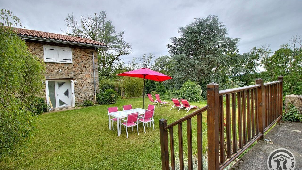 Photo of Outdoor in Ronno