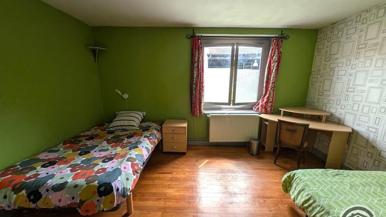 Photo of Bedroom in Vaulx En Velin Village
