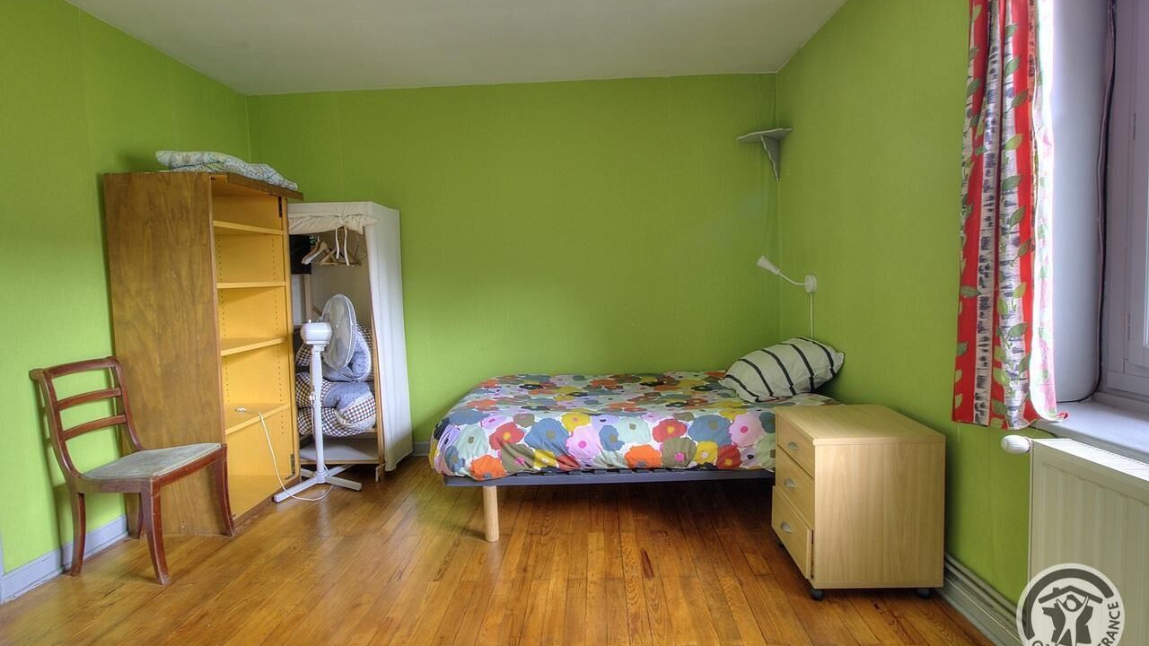Photo of Bedroom in Vaulx En Velin Village
