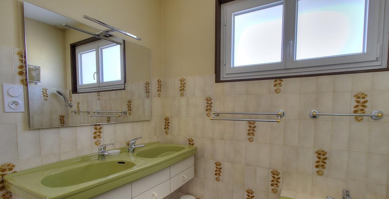 Photo of Bathroom in Saint-Genis-Laval