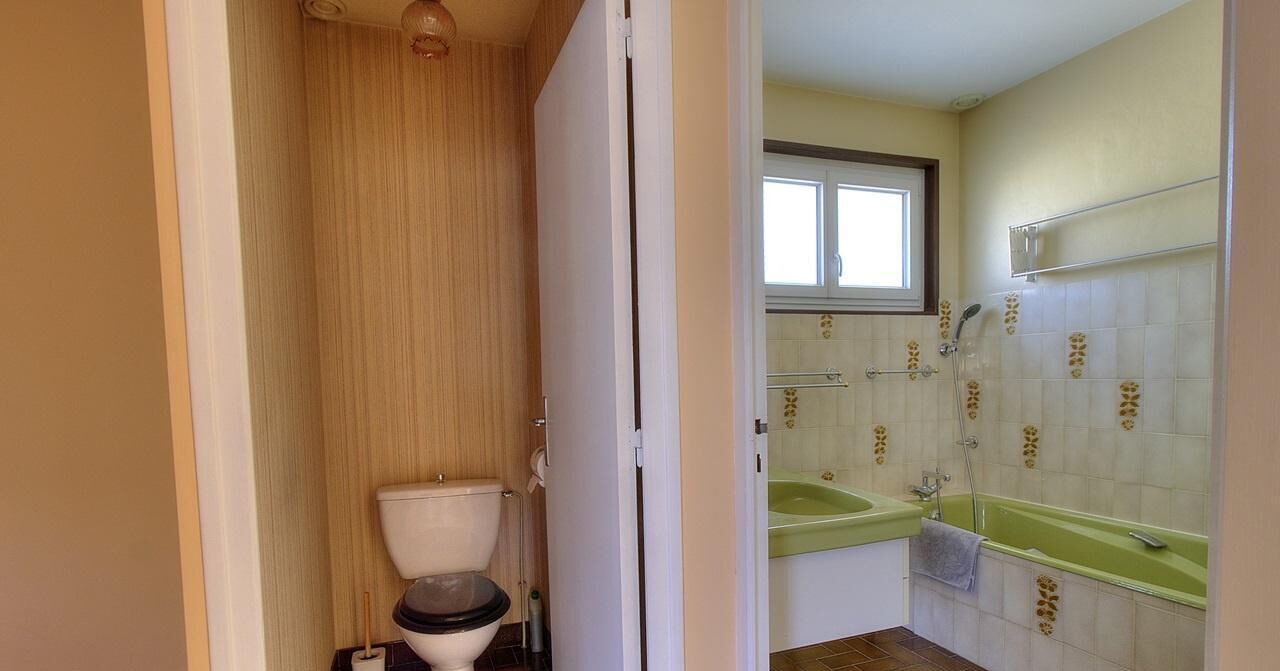 Photo of Bathroom in Saint-Genis-Laval