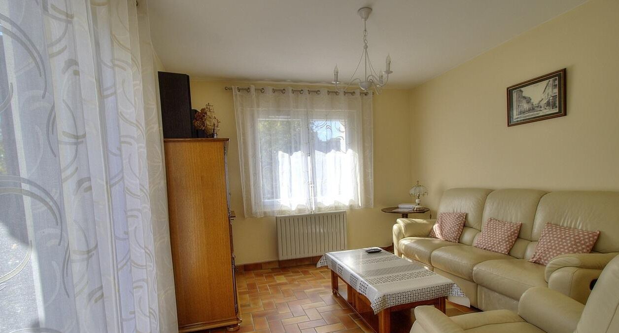 Photo of Livingroom in Saint-Genis-Laval