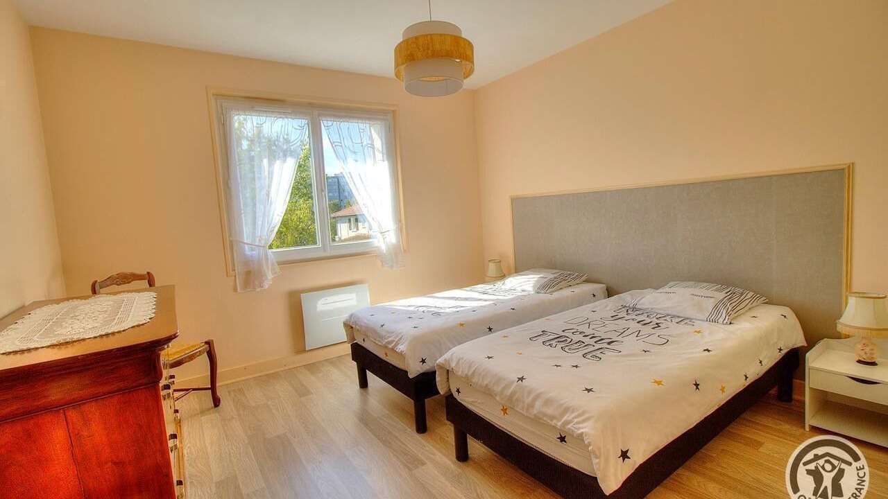 Photo of Bedroom in Saint-Genis-Laval
