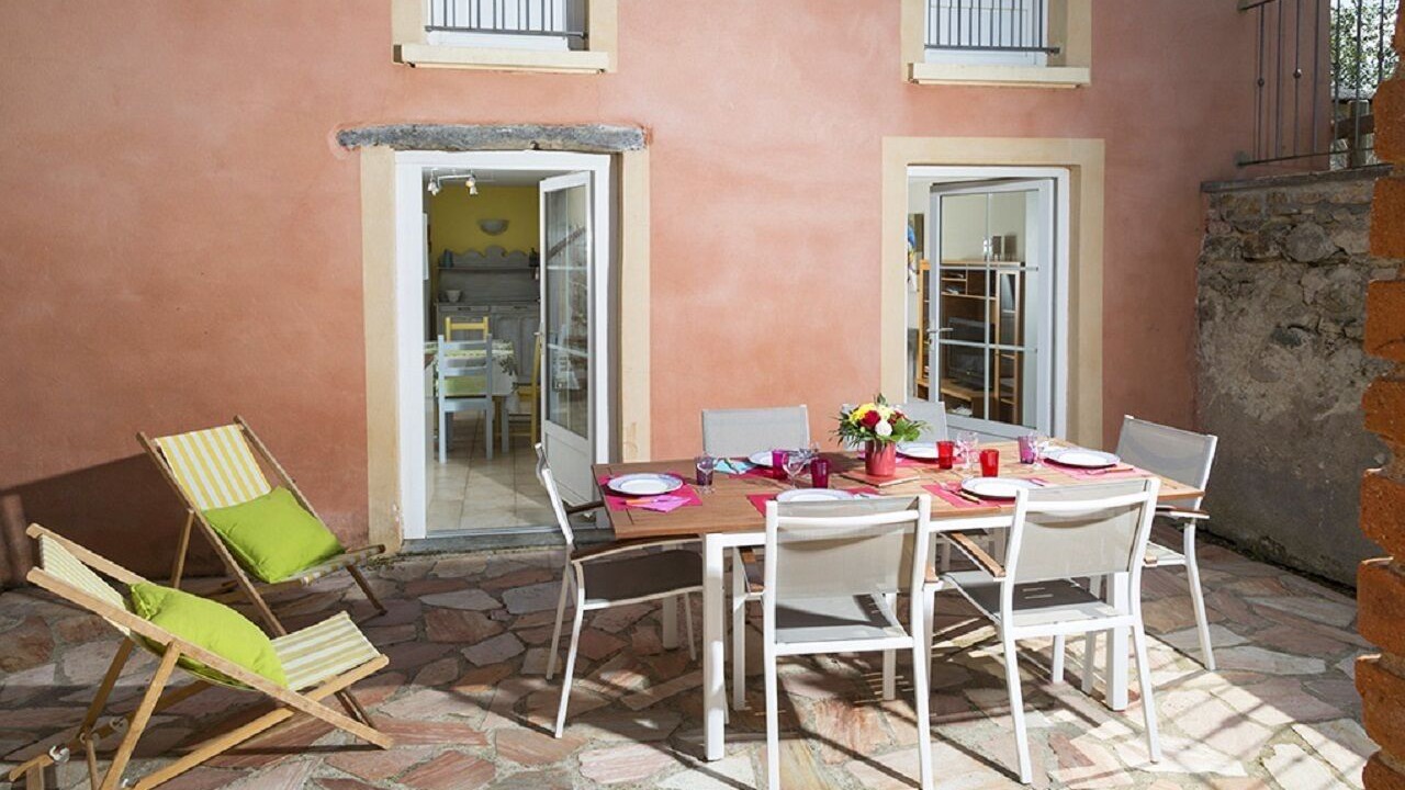 Photo of Outdoor in Le Perreon