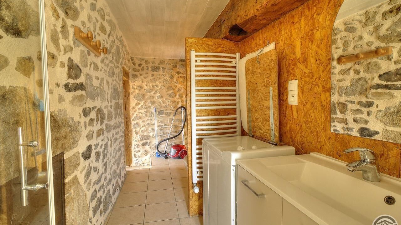 Photo of Bathroom in Pomeys