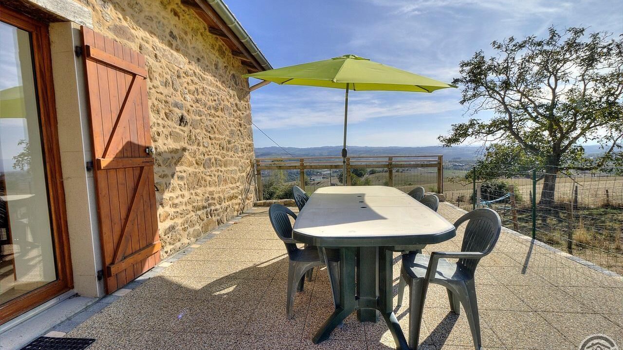 Photo of Outdoor in Pomeys