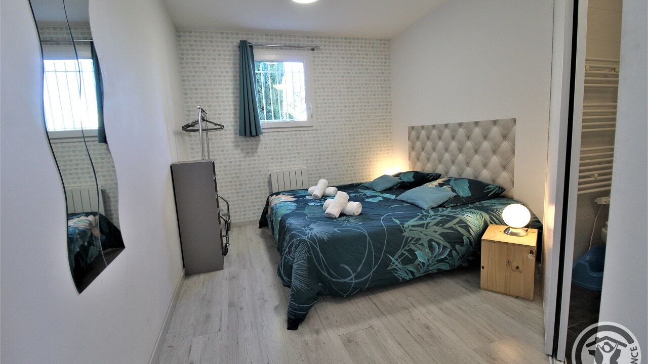 Photo of Bedroom in Saint-Andeol-le-Chateau