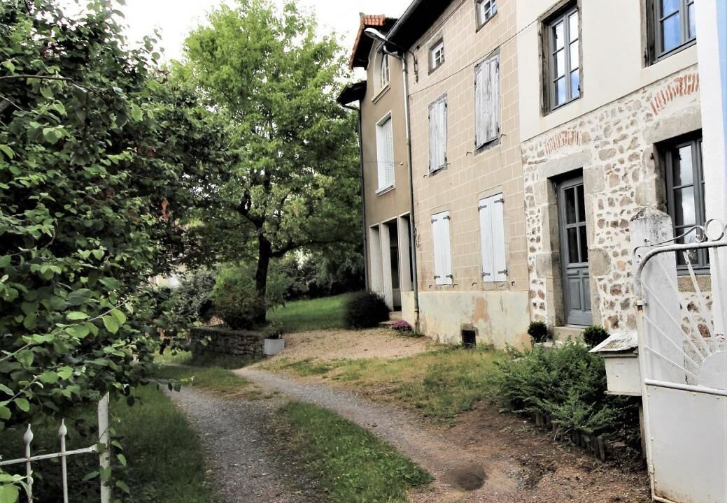 Photo of Outdoor in Chambost-Longessaigne