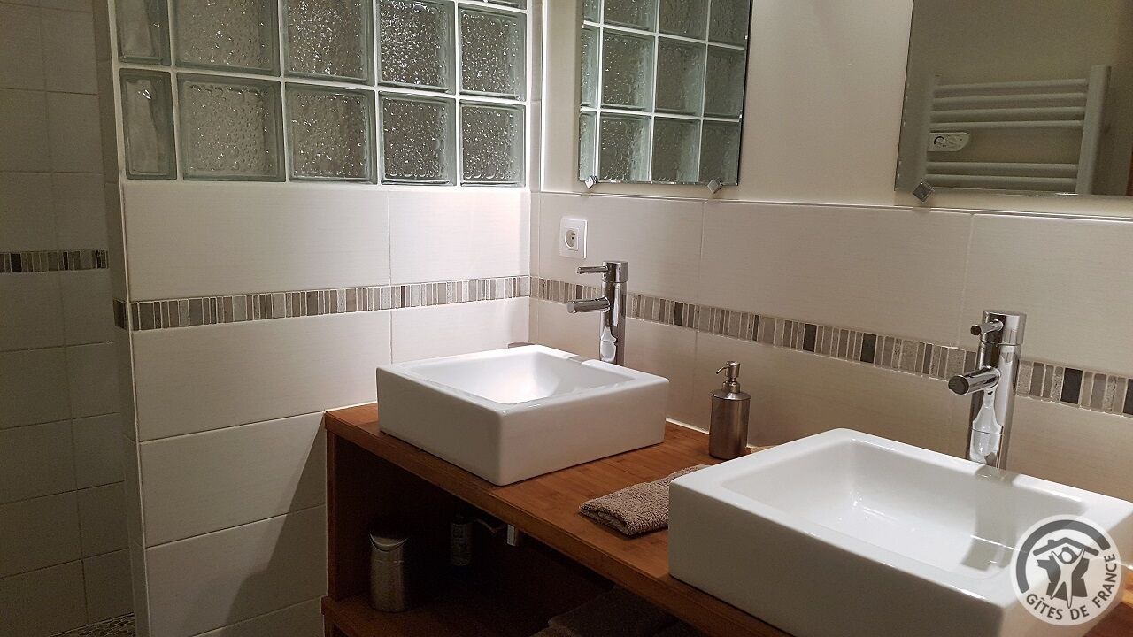 Photo of Bathroom in Lacenas