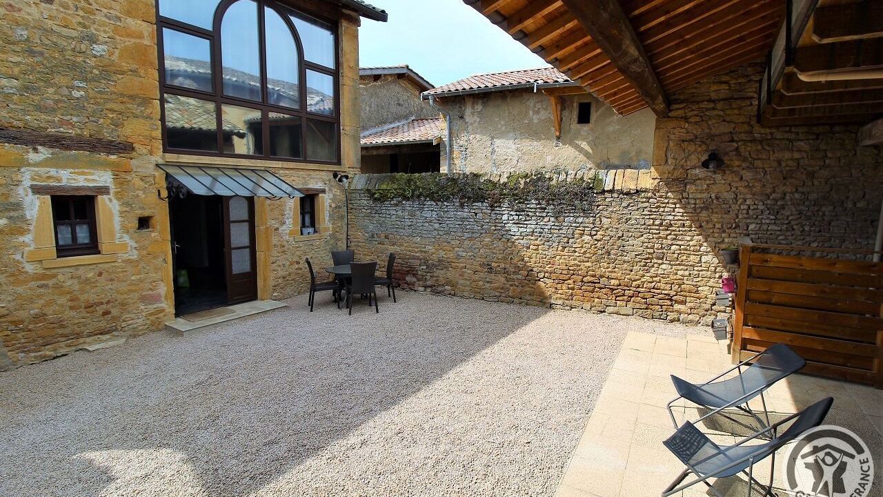 Photo of Outdoor in Lacenas