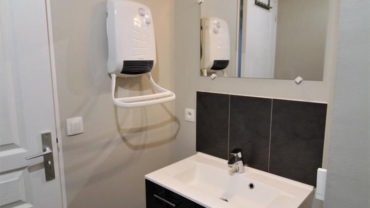 Photo of Bathroom in Pomeys