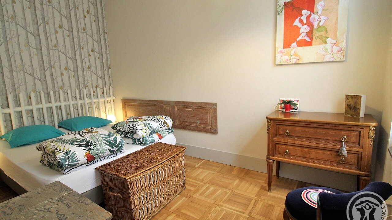 Photo of Bedroom in Moliere - Edgard Quinet