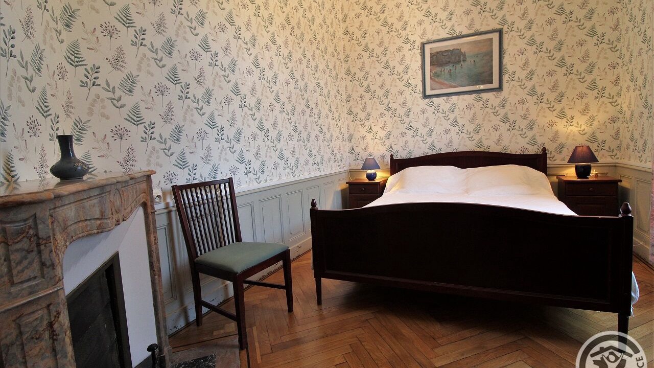 Photo of Bedroom in Emeringes