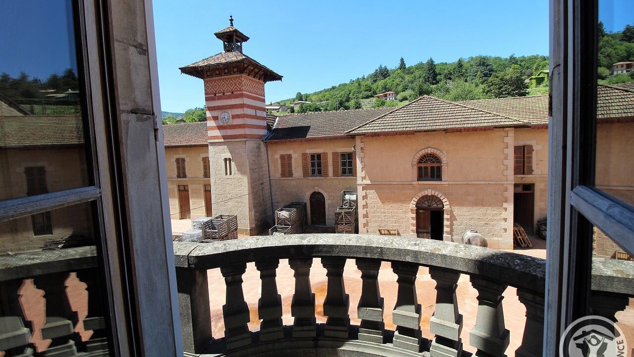 Photo of Outdoor in Emeringes