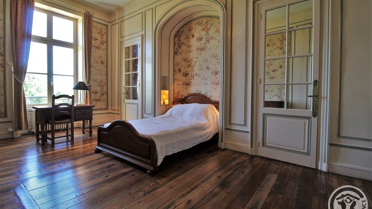 Photo of Bedroom in Emeringes