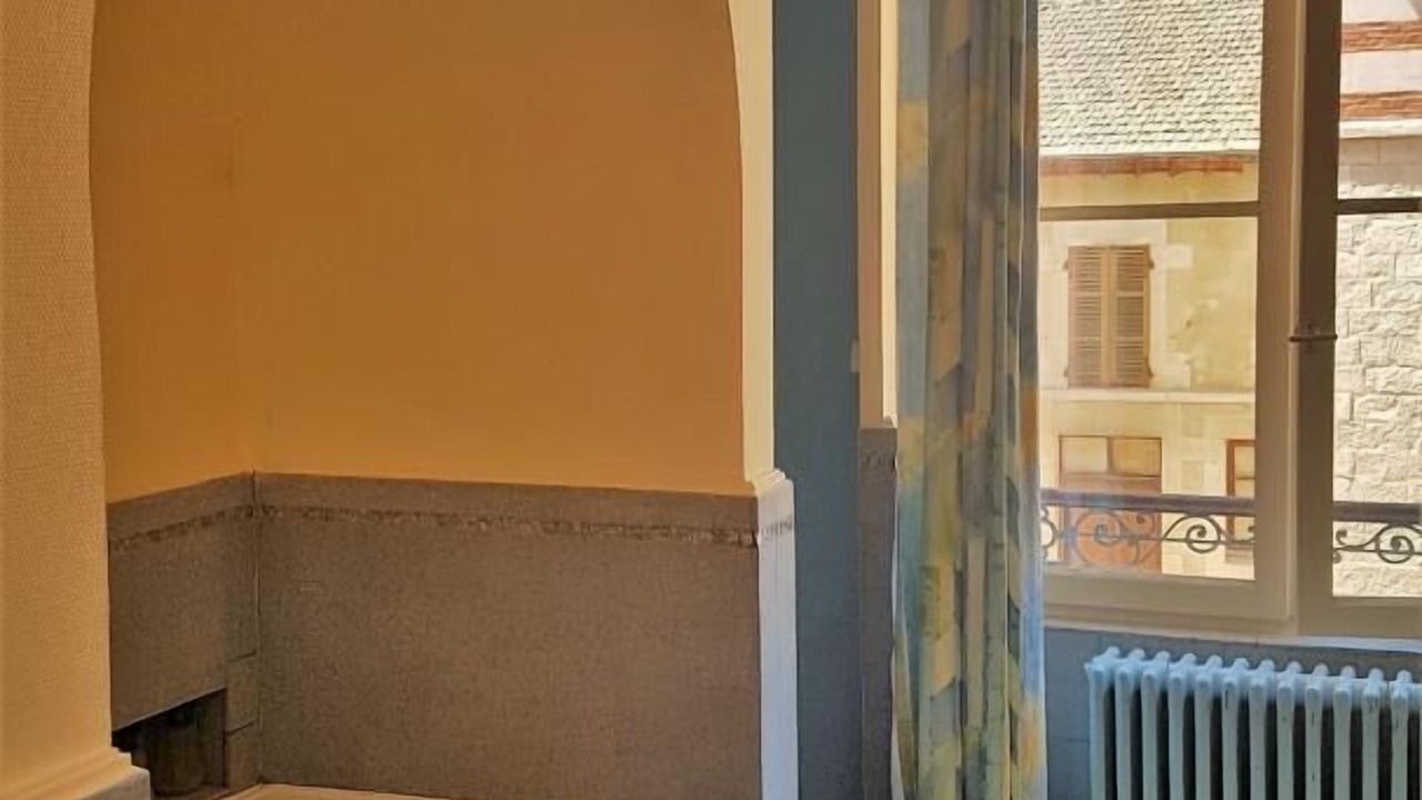 Photo of Bathroom in Emeringes