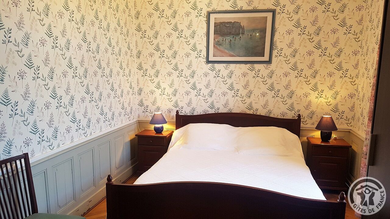 Photo of Bedroom in Emeringes