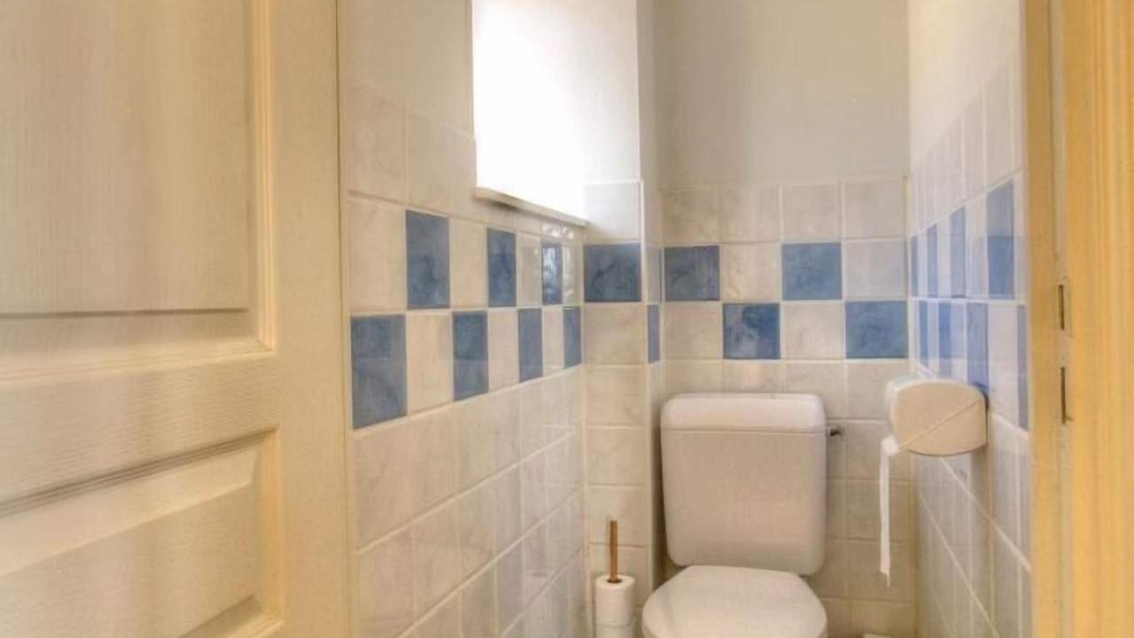 Photo of Bathroom in Fleurie