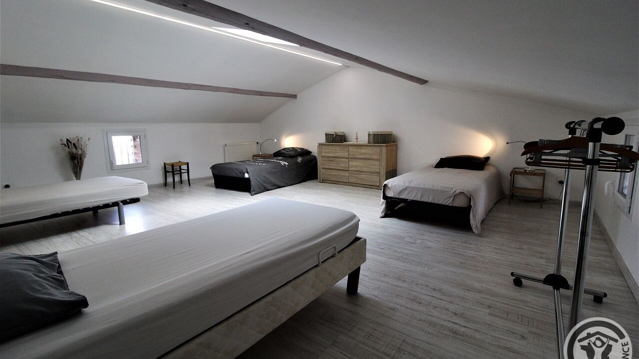 Photo of Bedroom in Thurins