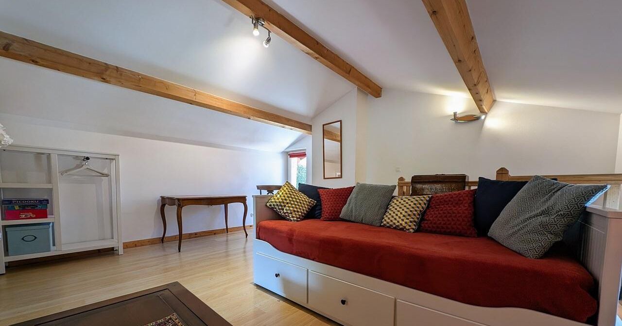 Photo of Livingroom in Vaugneray