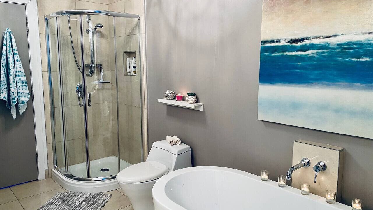 Photo of Bathroom in Plateau