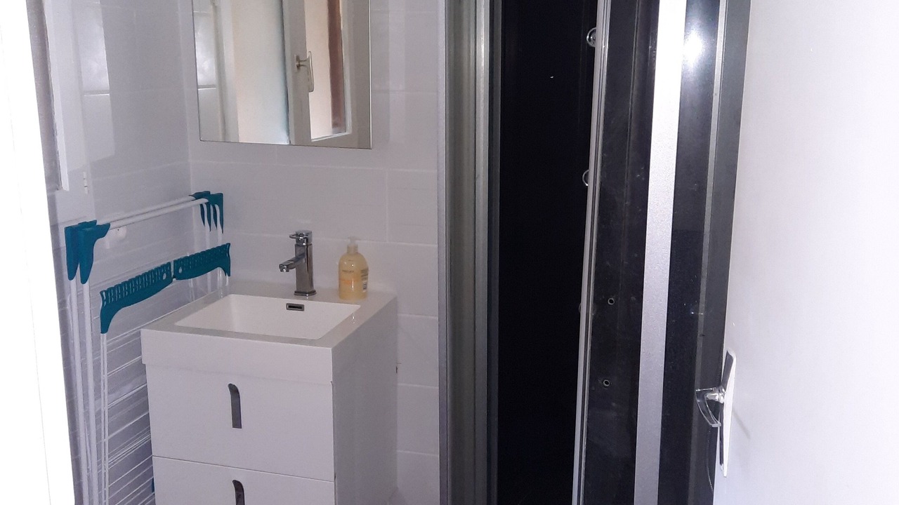 Photo of Bathroom in Chuelles