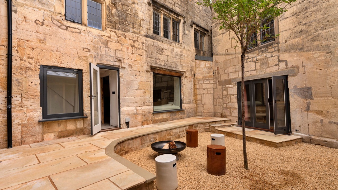 Photo of Patio Balcony in Painswick