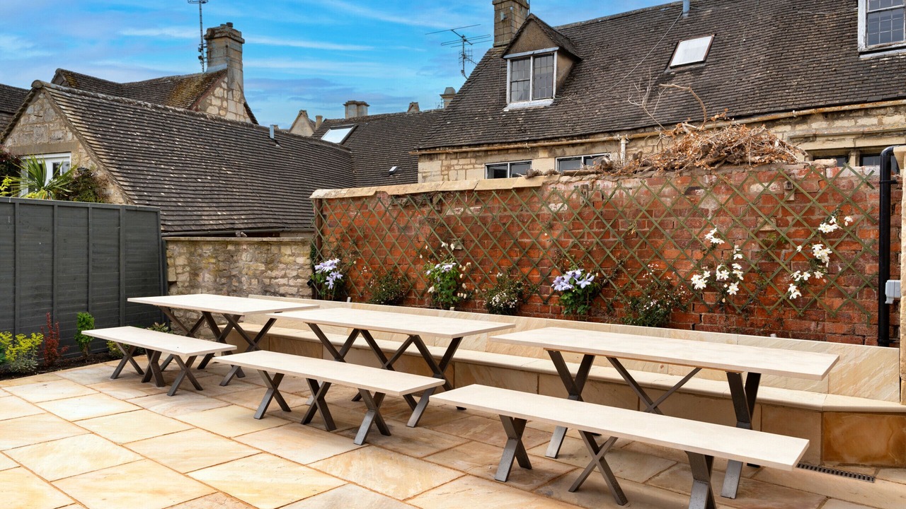 Photo of Outdoor in Painswick