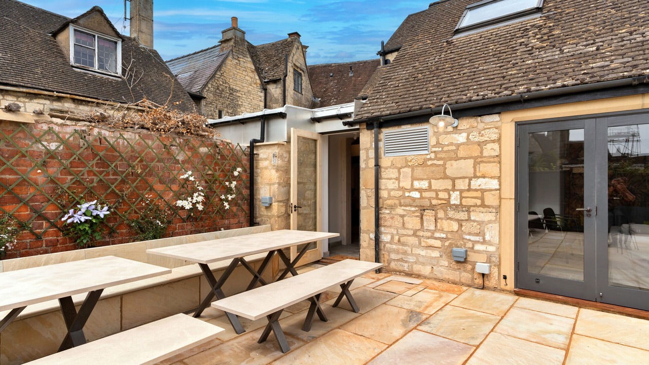 Photo of Outdoor in Painswick