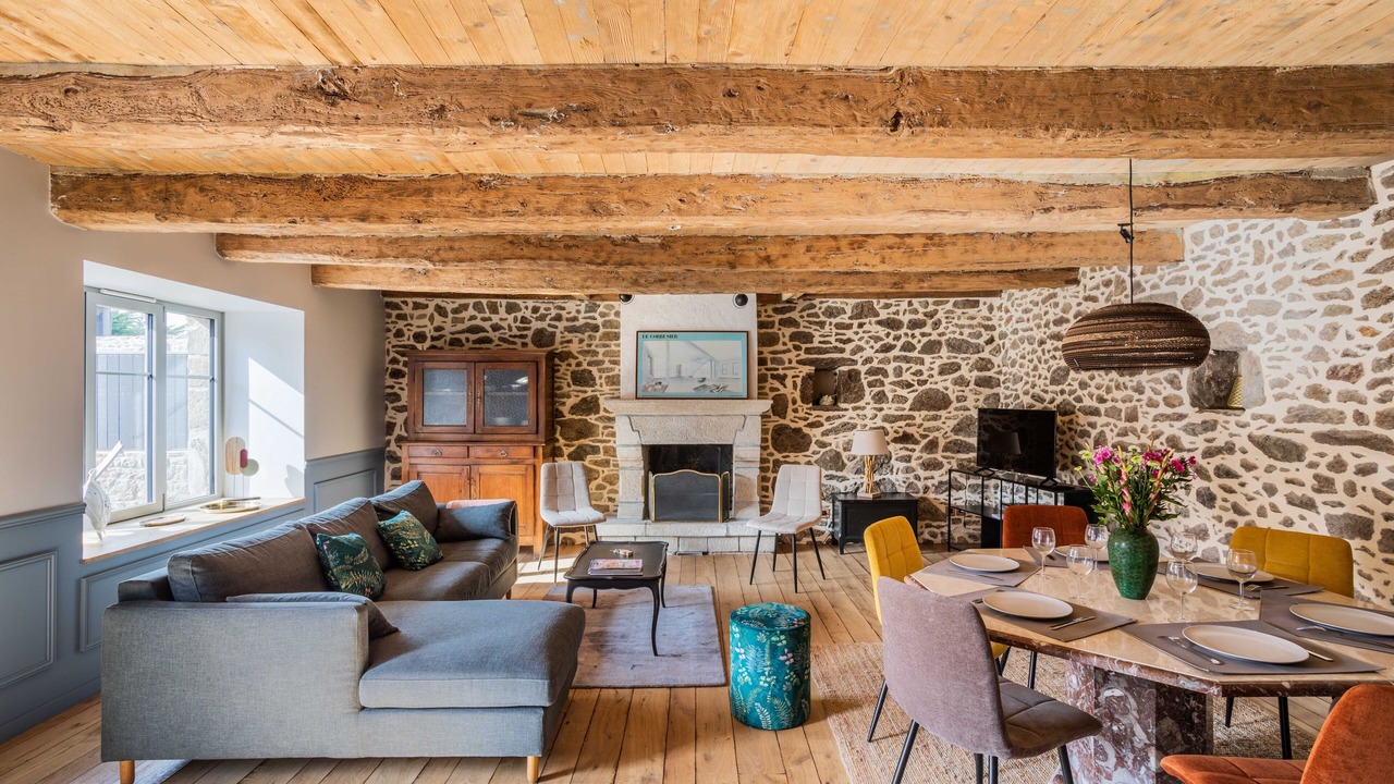 Photo of Livingroom in Saint-Coulomb