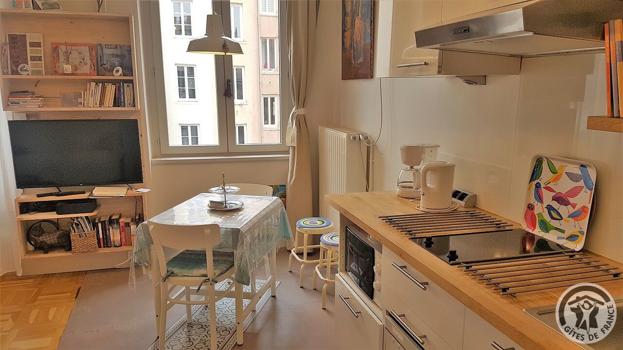 Photo of Kitchen in Moliere - Edgard Quinet