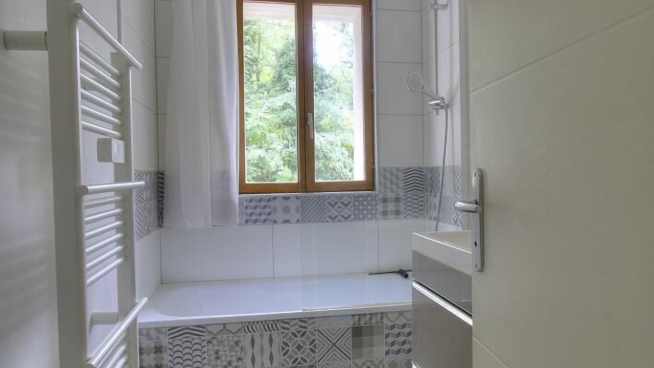 Photo of Bathroom in Marennes