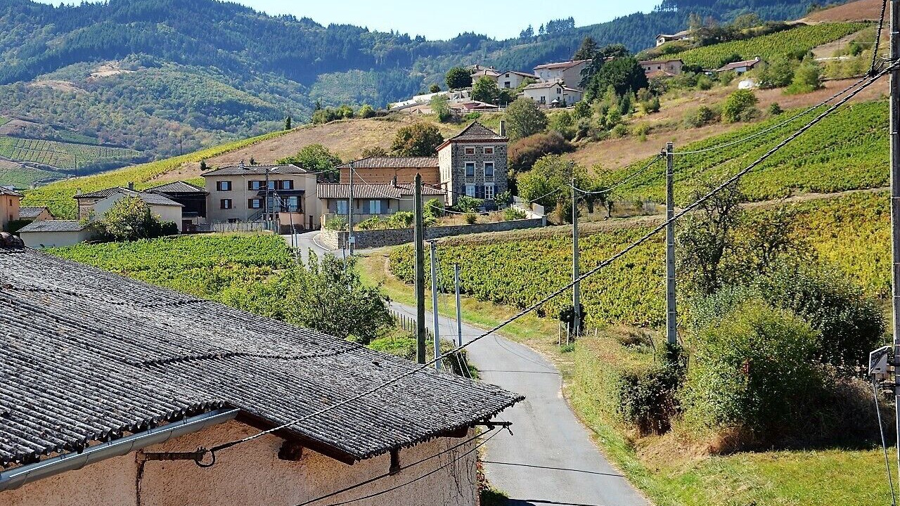 Photo of Others in Le Perreon