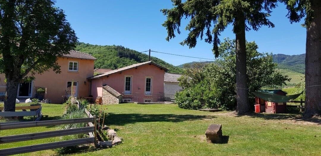 Photo of Outdoor in Le Perreon